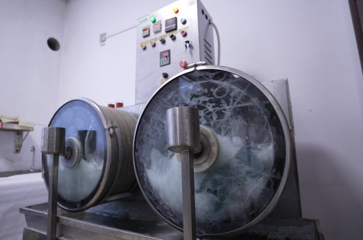 皮革助劑——卵磷脂高效加脂劑